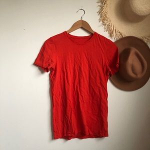 Everlane t shirt orange red size M